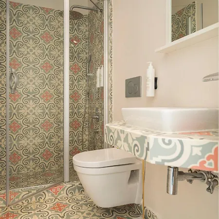 Palais Bueyuekada Hotel *