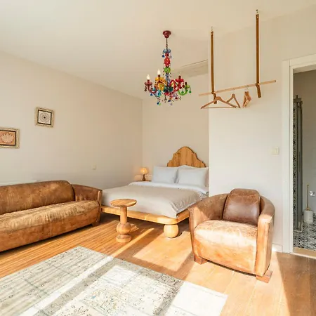 Palais Bueyuekada Hotel