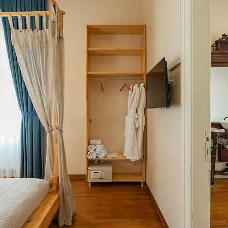 Palais Bueyuekada * Adalar