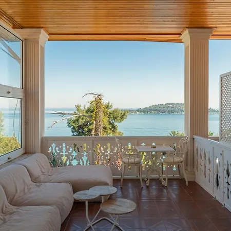 Hotel Palais Bueyuekada Adalar