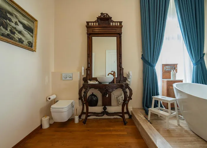 Palais Bueyuekada * Adalar